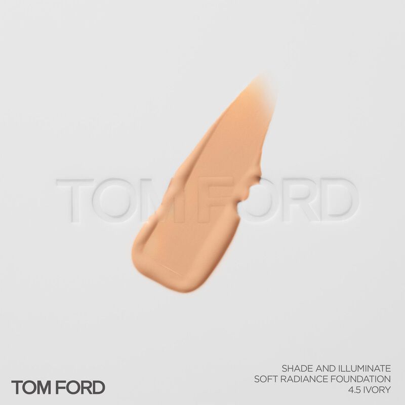 Tom Ford Shade & Illuminate Soft Radiance Foundation SPF50 image number 20